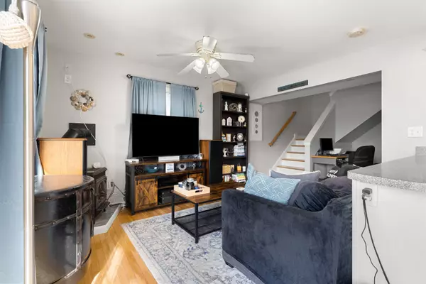 Hampton, NH 03842,16 Perkins AVE #C