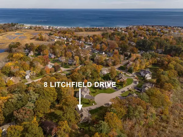 8 Litchfield DR, Hampton, NH 03842
