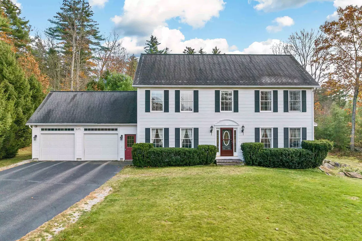 Pembroke, NH 03275,890 Wellington WAY