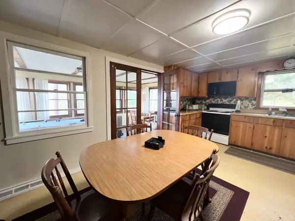 Wilmington, VT 01363,87 Elwell Height's RD