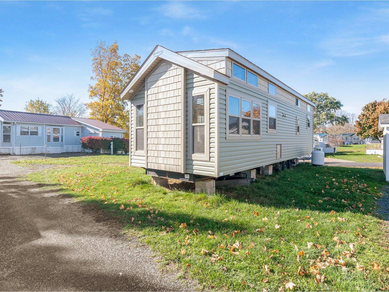 South Hero, VT 05486,4 Nautical CT