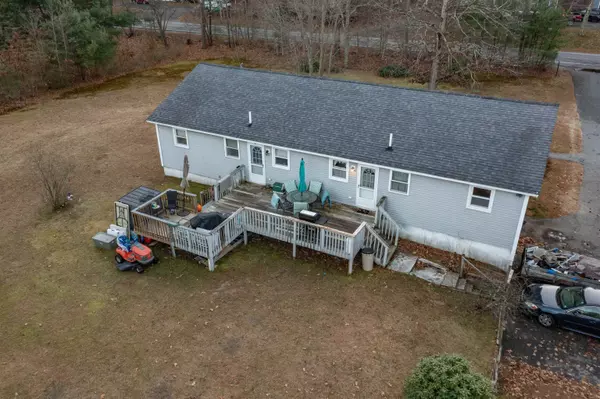 Pelham, NH 03076,1102 Mammoth RD #A&B