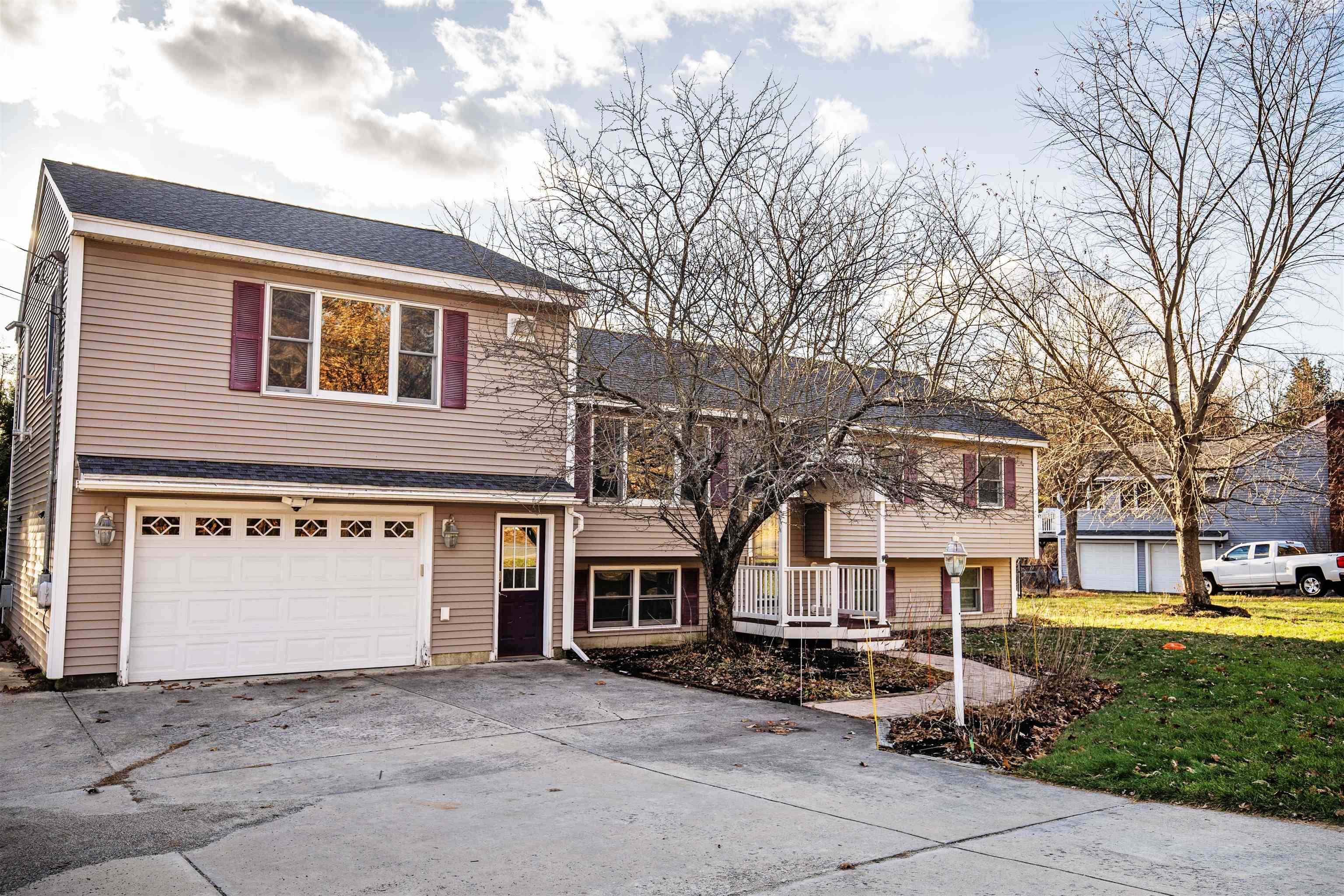 Hudson, NH 03051,14 Greeley ST
