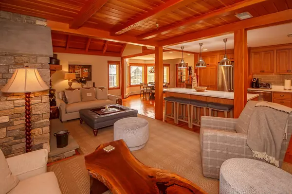 Wilmington, VT 05363,4 Garmisch CT #304