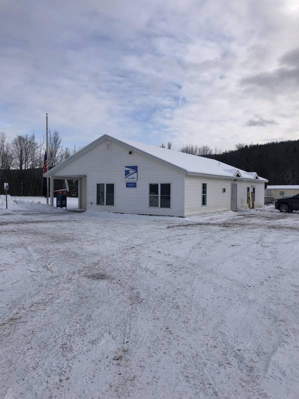 29 Nancy LN, Eden, VT 05653