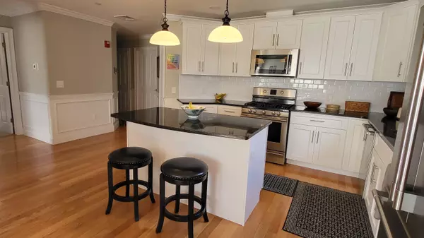 Exeter, NH 03833,61 Acadia LN #209