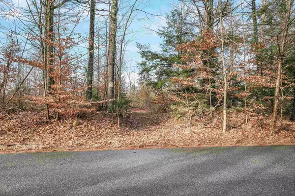 Candia, NH 03034,404/91/1A Merrill RD