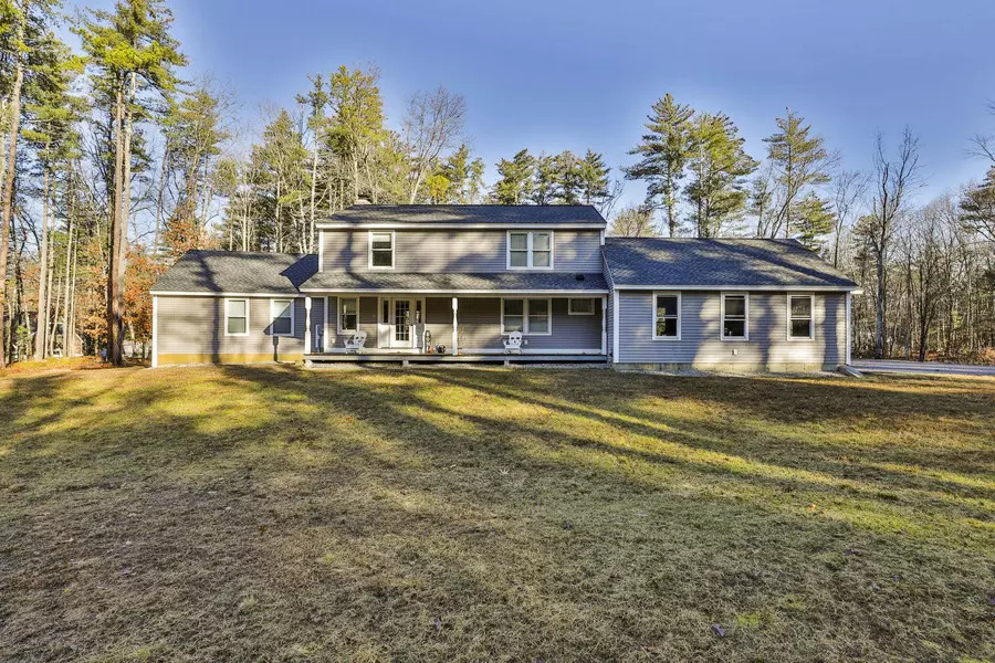 44 County RD, Amherst, NH 03031