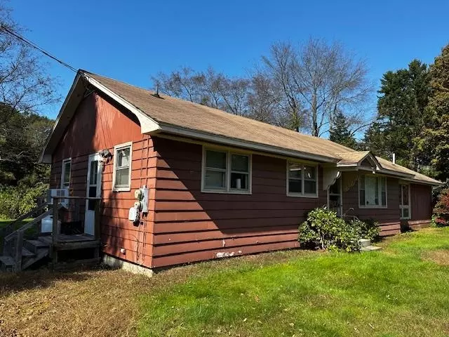 5684 US Route 5, Weathersfield, VT 05030