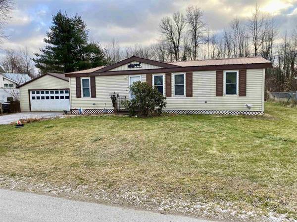 86 Vantine AVE, Alburgh, VT 05440