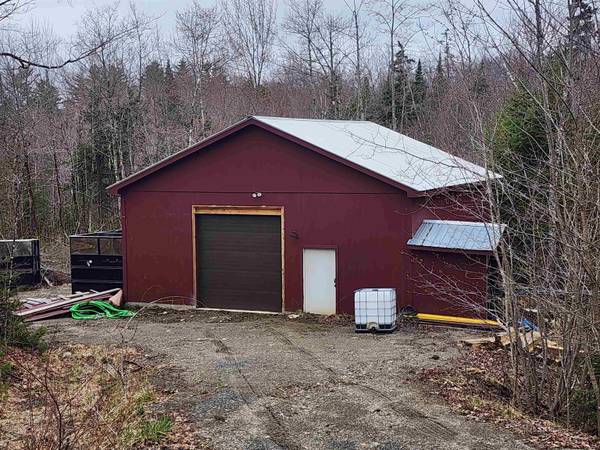 1636 Blake Pond RD, Sheffield, VT 05966