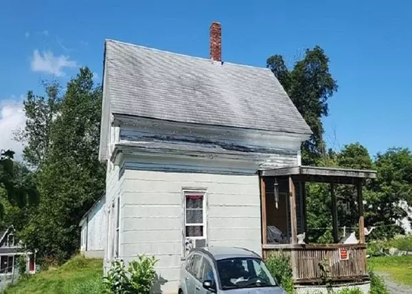 Whitefield, NH 03598,13 Jefferson RD