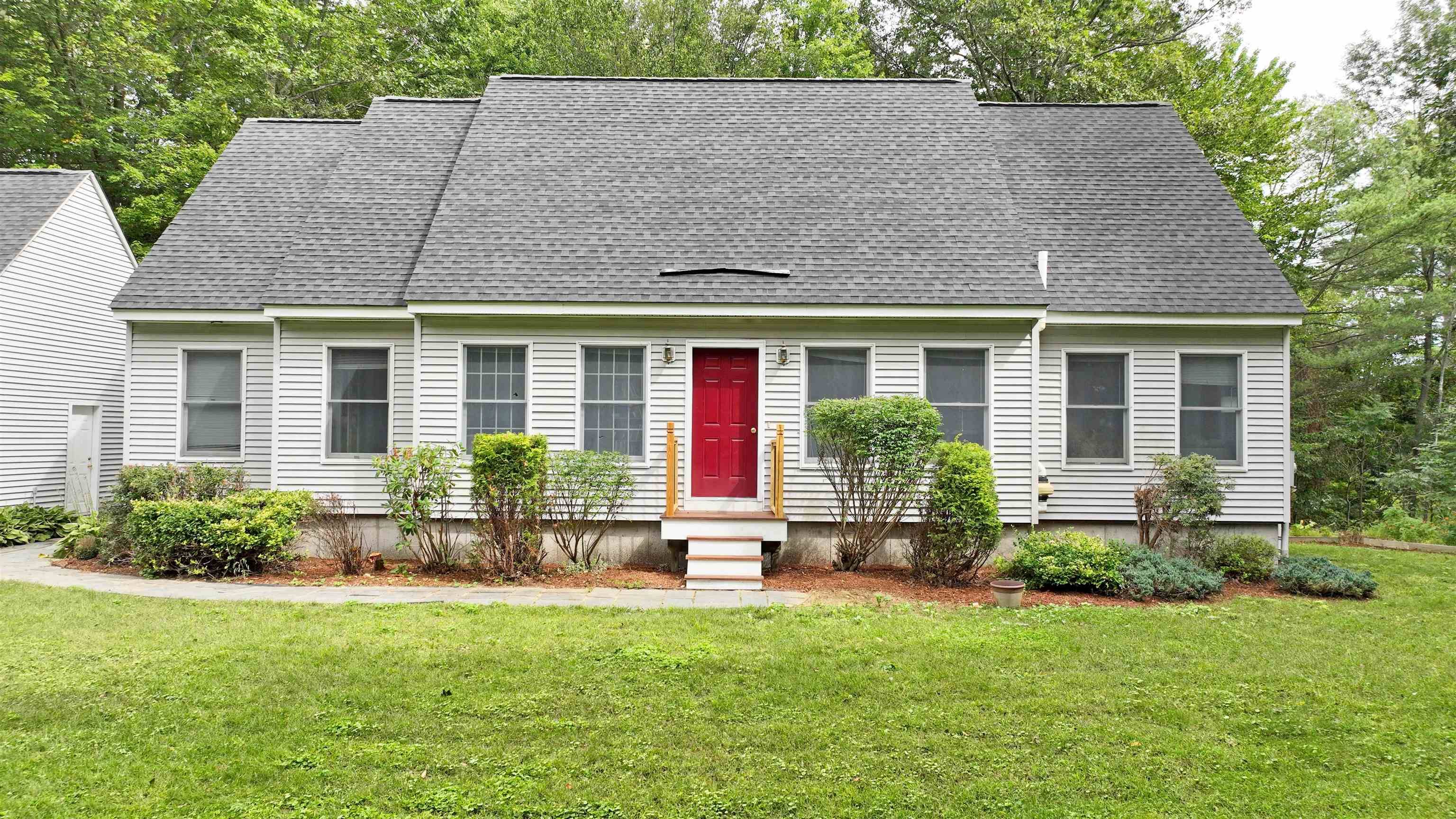 223 Taylor DR, Windsor, VT 05089