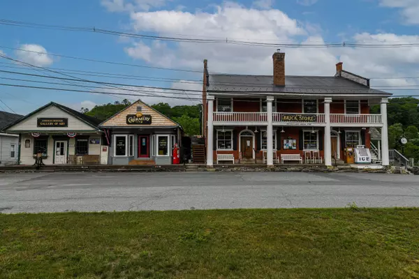 21 Lisbon RD, Bath, NH 03740