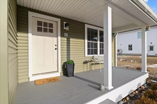 Somersworth, NH 03878,40 Whippoorwill WAY