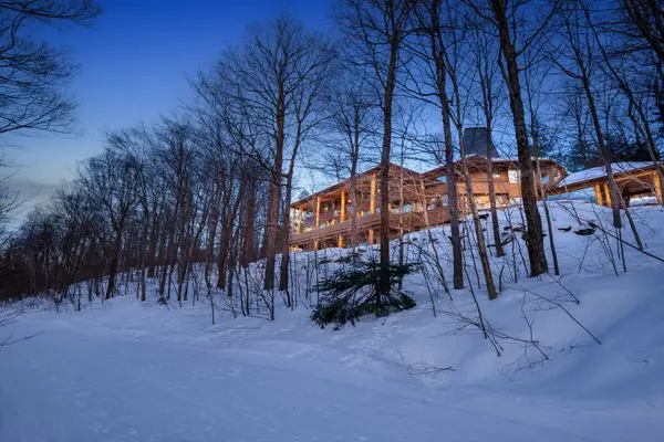 152 Mountainside LN, Killington, VT 05751