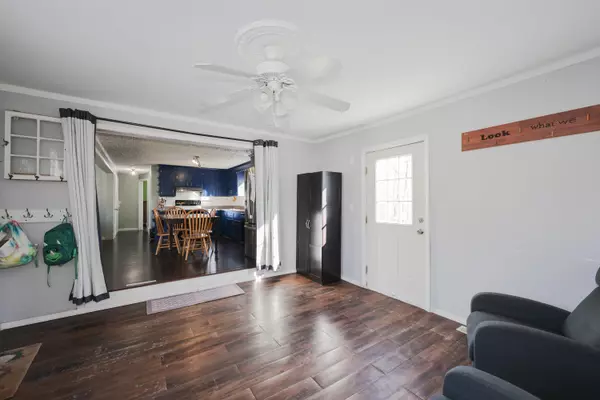 Pelham, NH 03076,76 Jericho RD