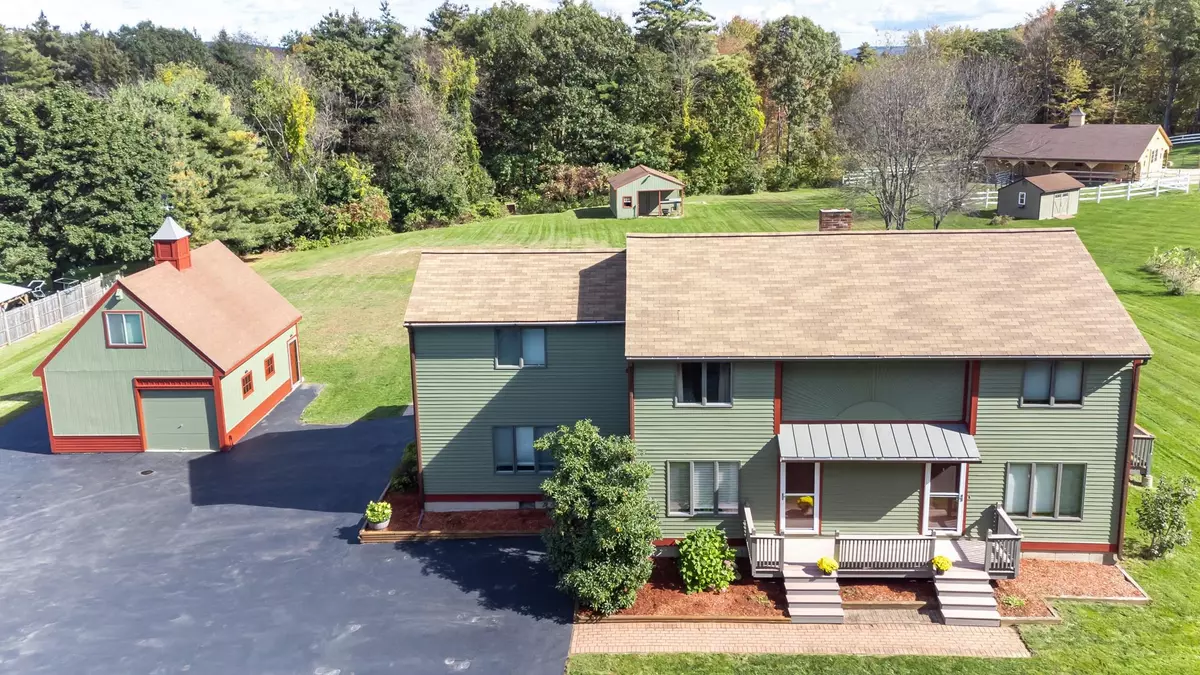 Pembroke, NH 03275,521 4th Range RD #A & B