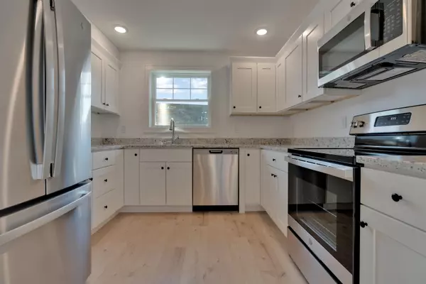 Rochester, NH 03867,27 Tampa DR #1