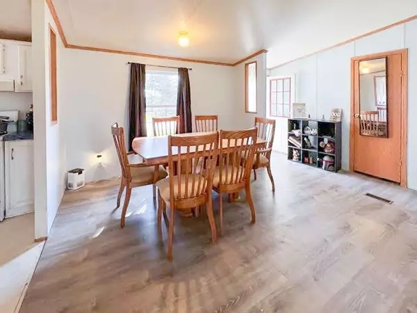 Alburgh, VT 05440,63 Wood LN