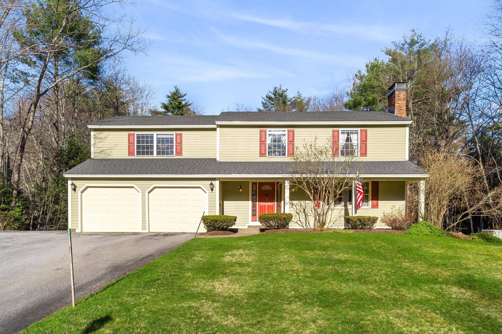 18 Wentworth DR, Bedford, NH 03110