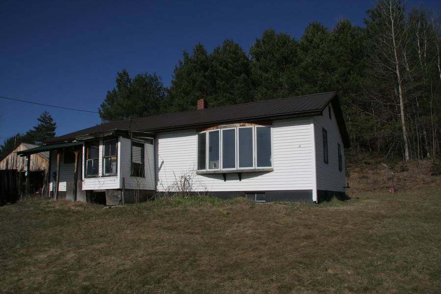 4184 Severance Hill RD, Lyndon, VT 05851