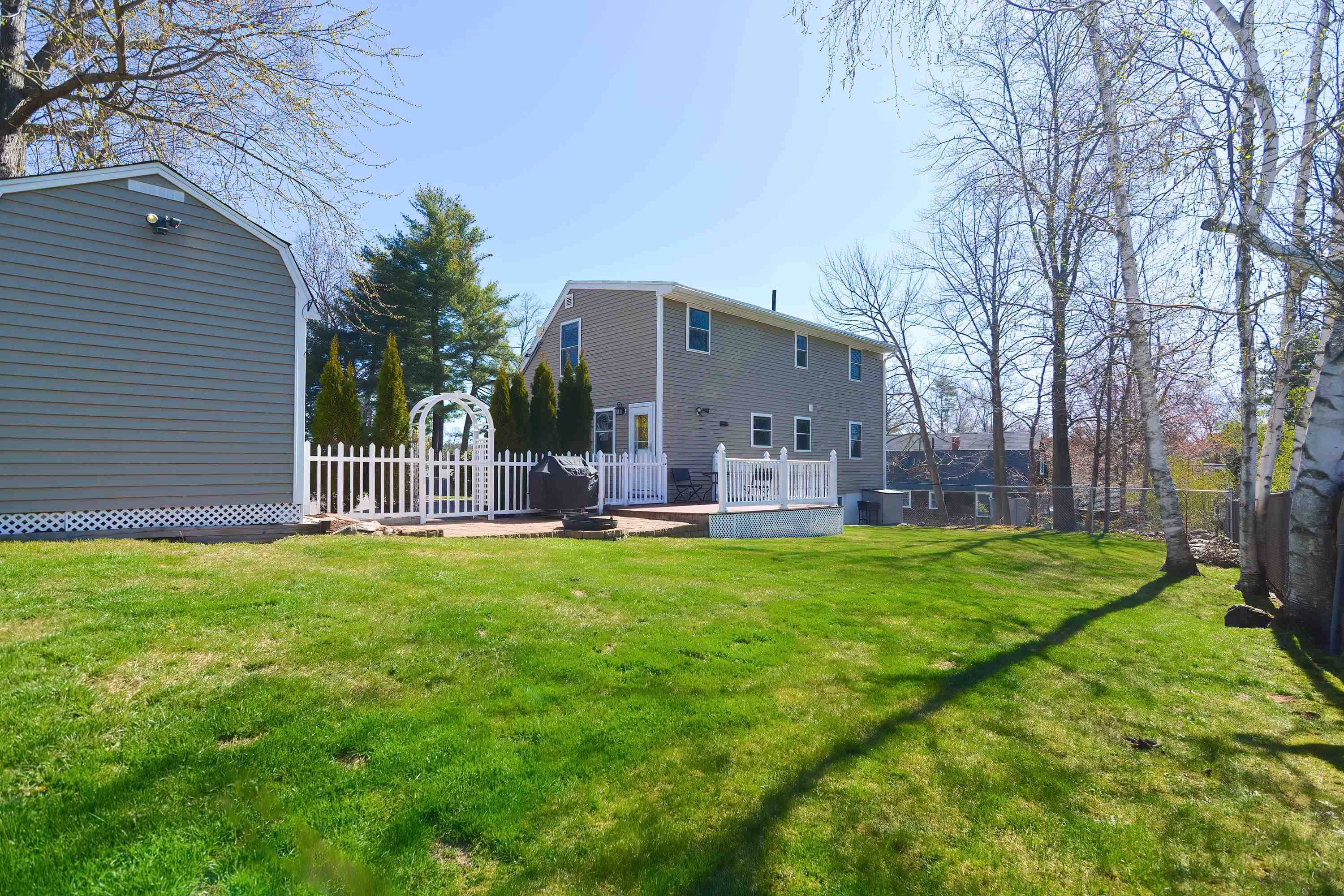 Nashua, NH 03062,41 Norwich RD