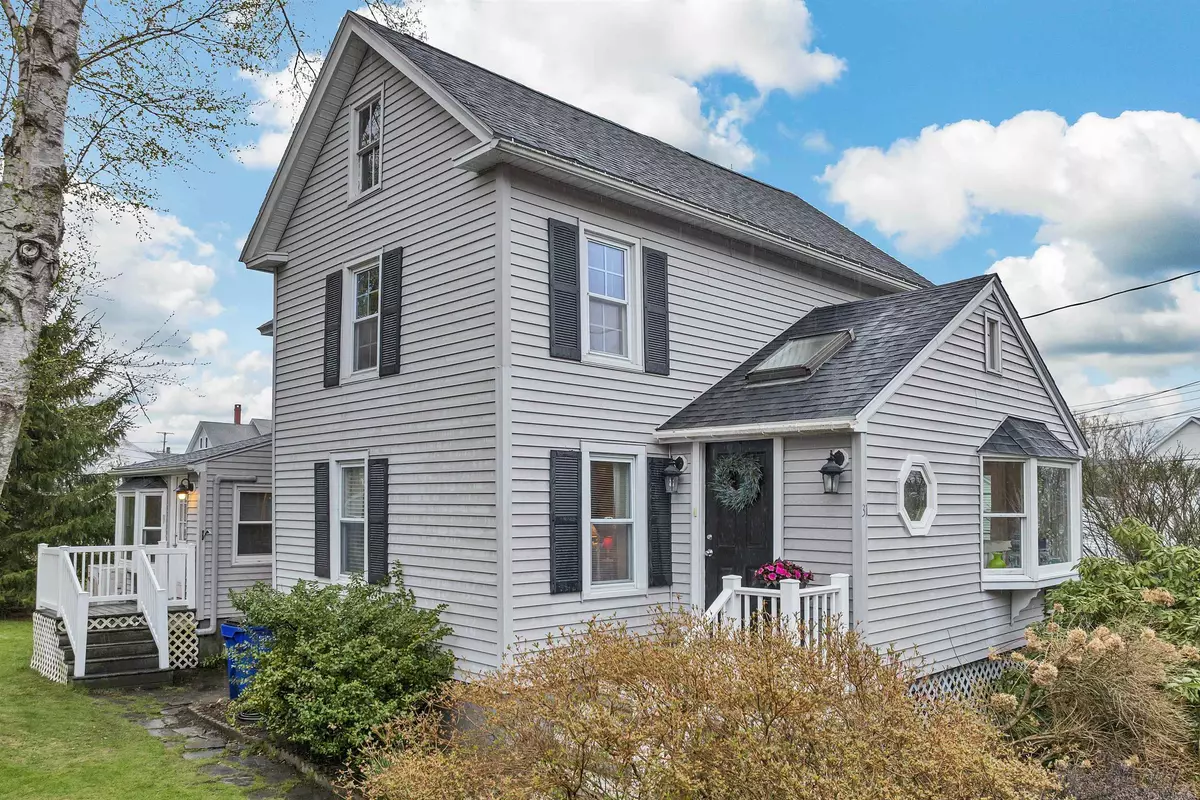 Exeter, NH 03833,31 River ST