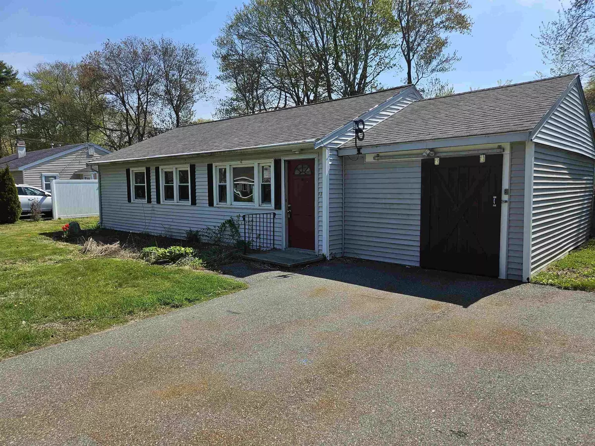 Hampton, NH 03842,5 Blake LN