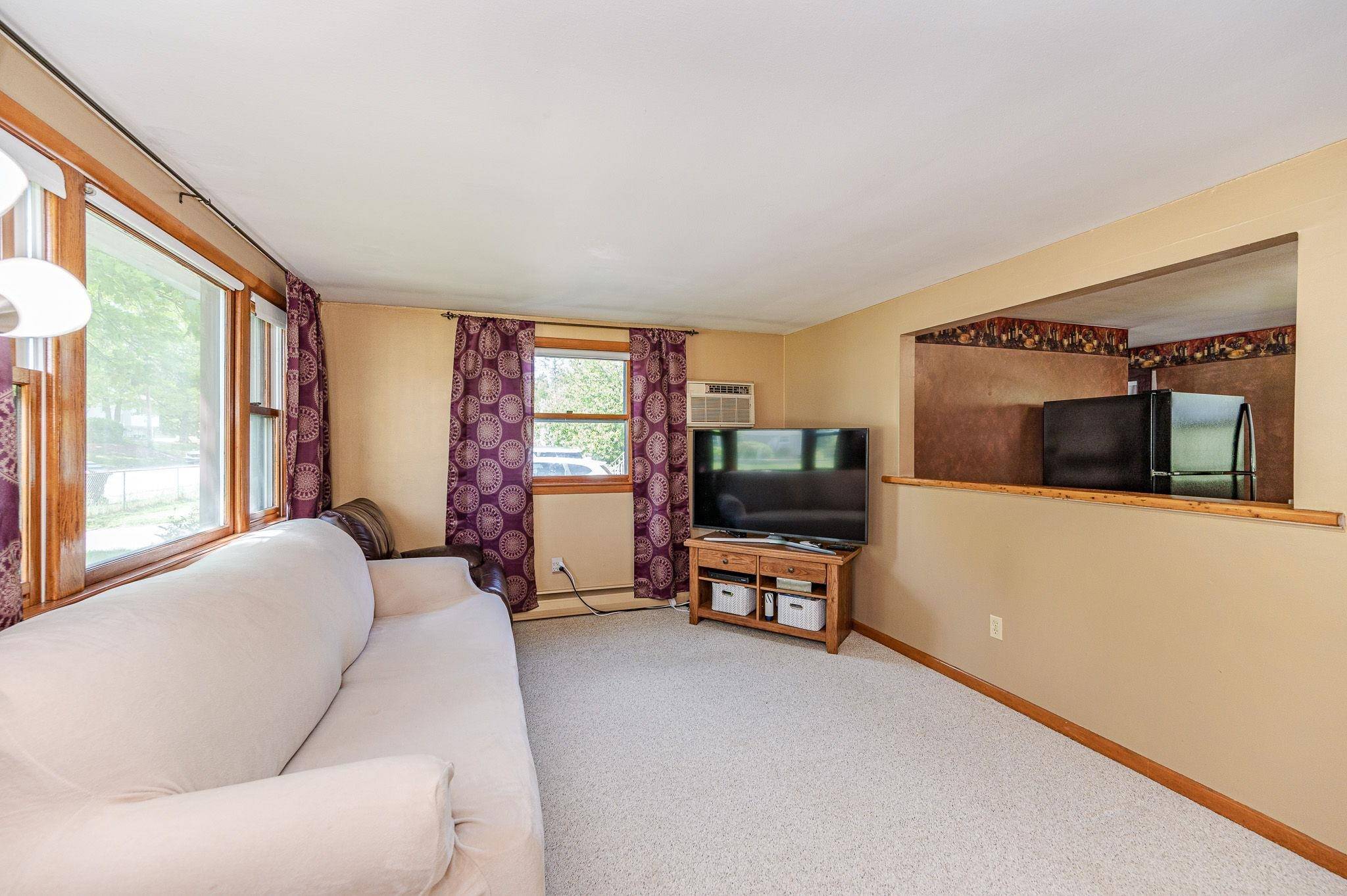 Hudson, NH 03051,3 Merrill ST