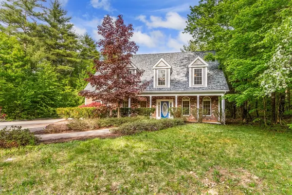 Chester, NH 03036,100 Raymond RD