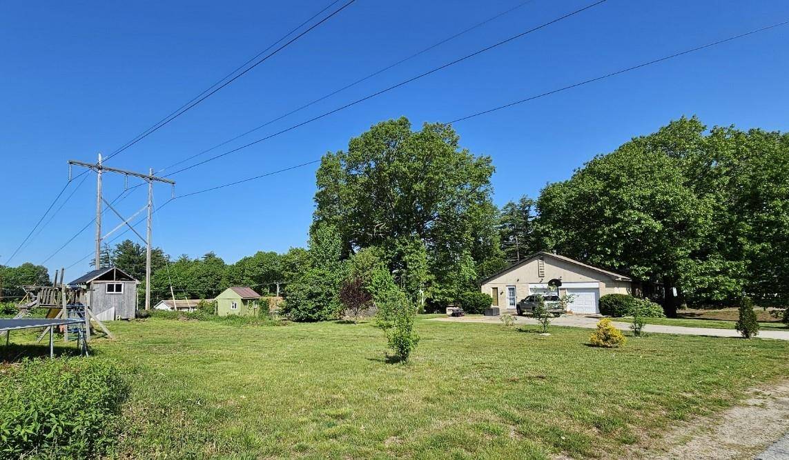 Hudson, NH 03051,14 Abbott ST