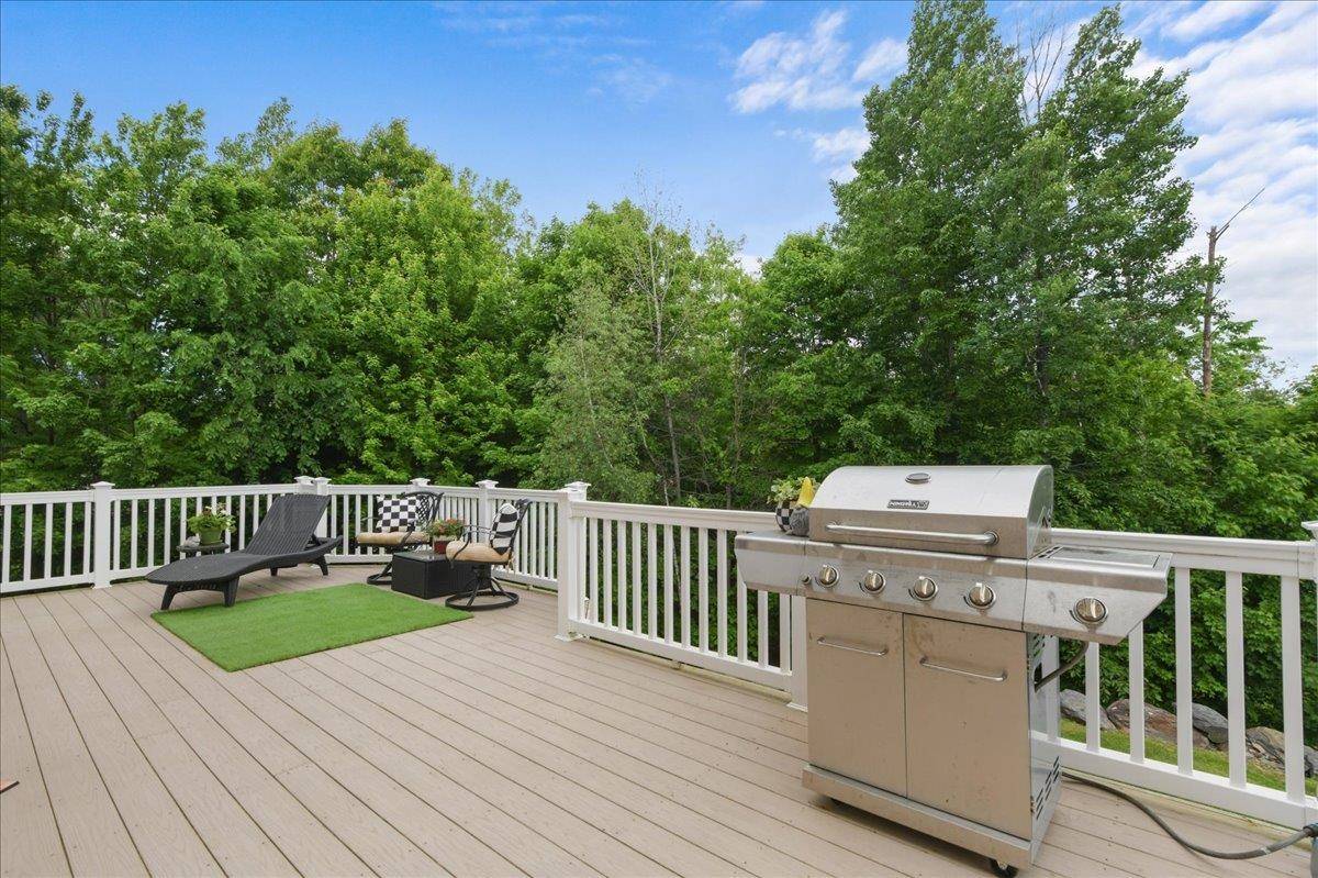 Williston, VT 05495,1171 Ledgewood DR
