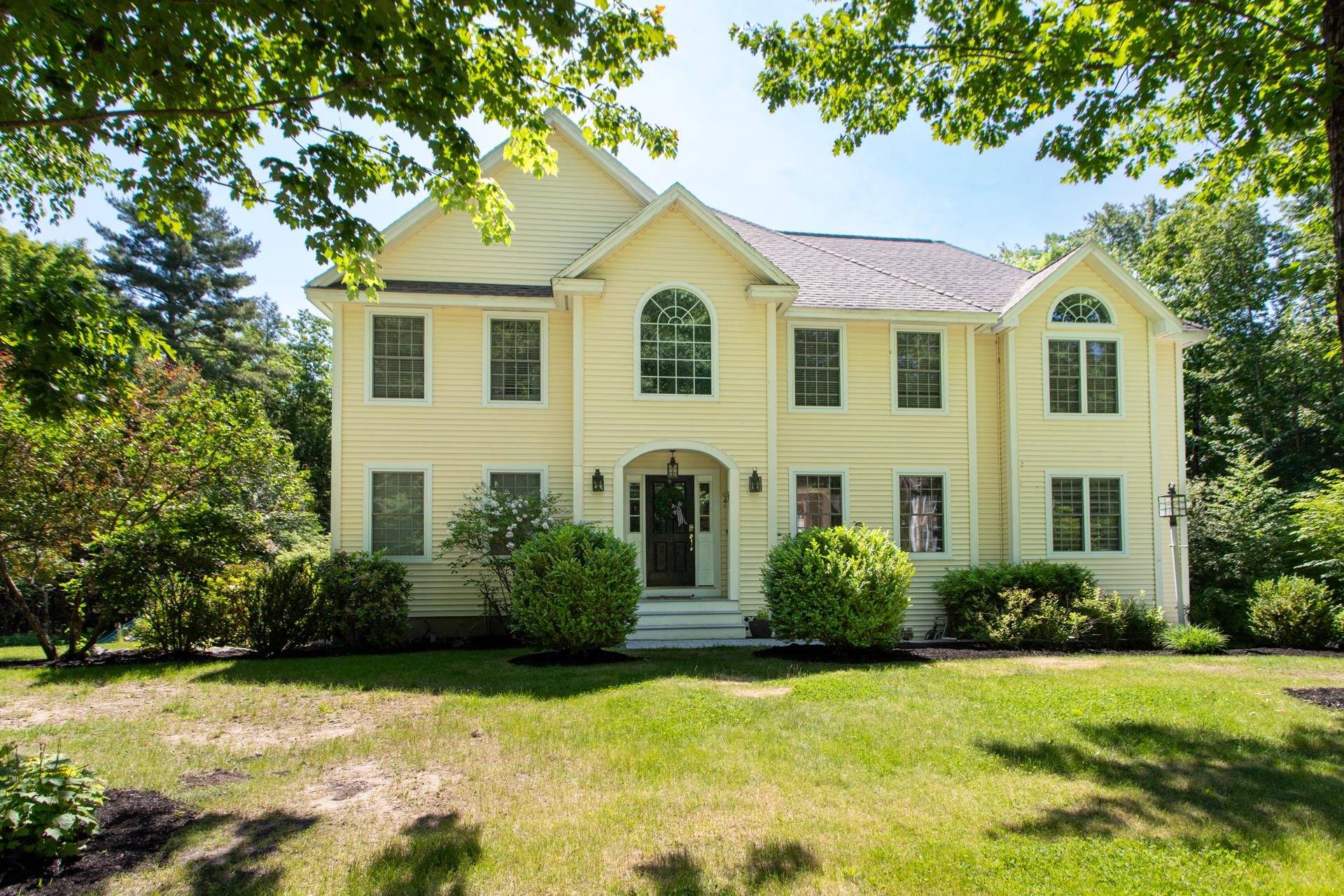Brentwood, NH 03833,5 Greenleaf CIR