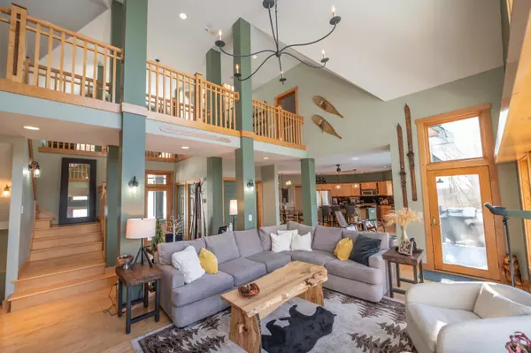 Dover, VT 05356,9 Lodge LN