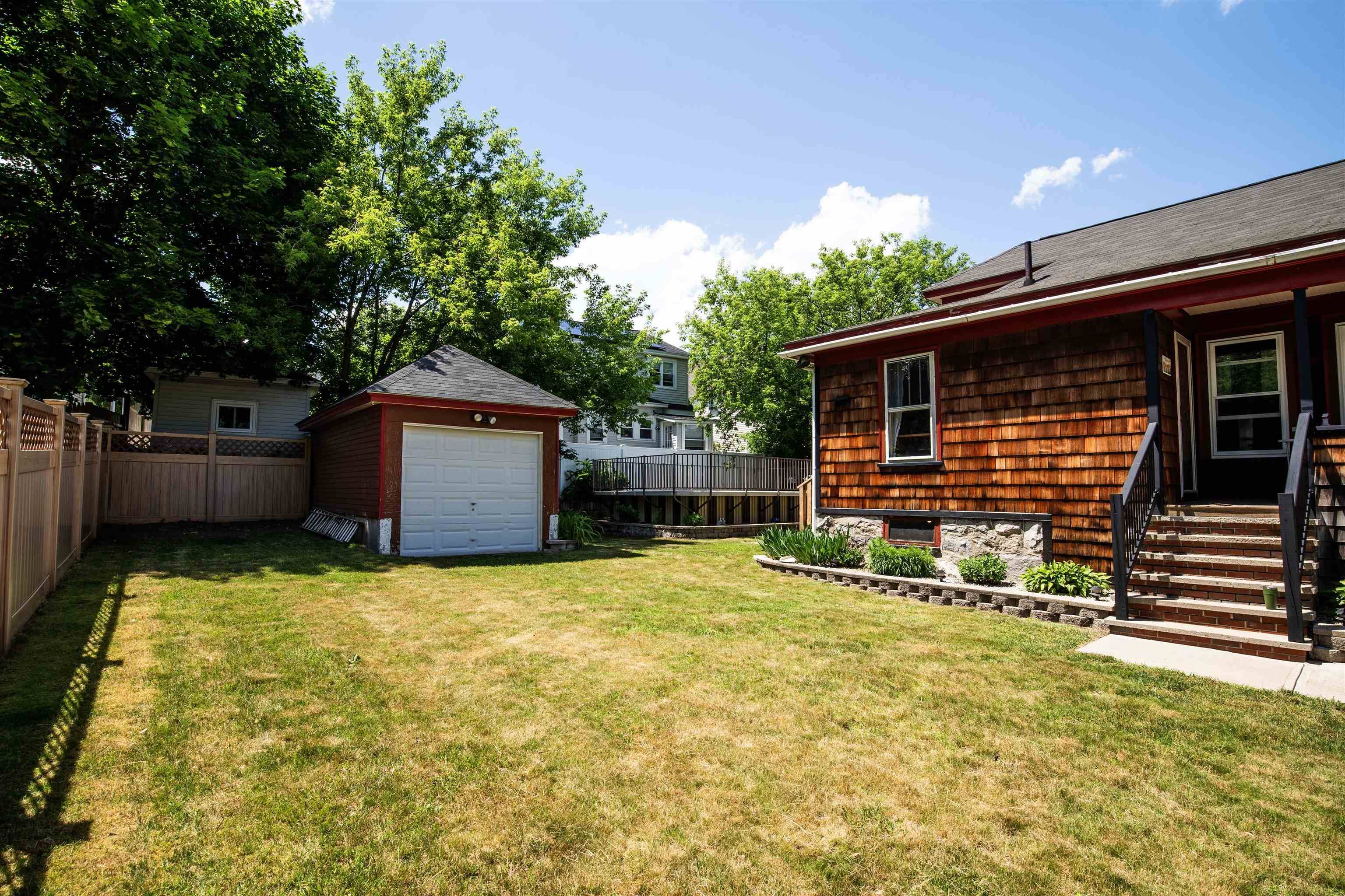 Manchester, NH 03103,146 Sunnyside ST