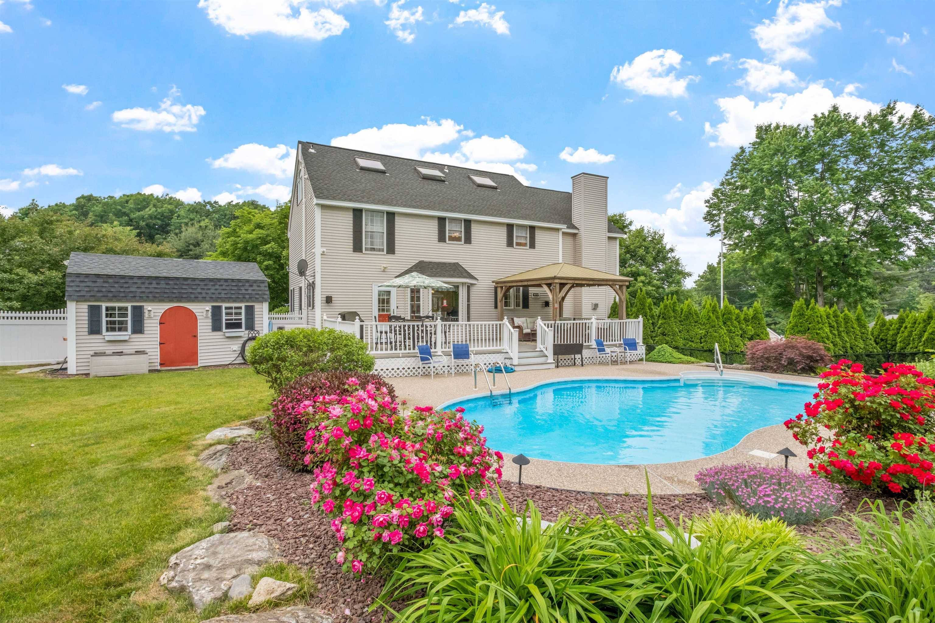 Hudson, NH 03051,2 Bradford CIR
