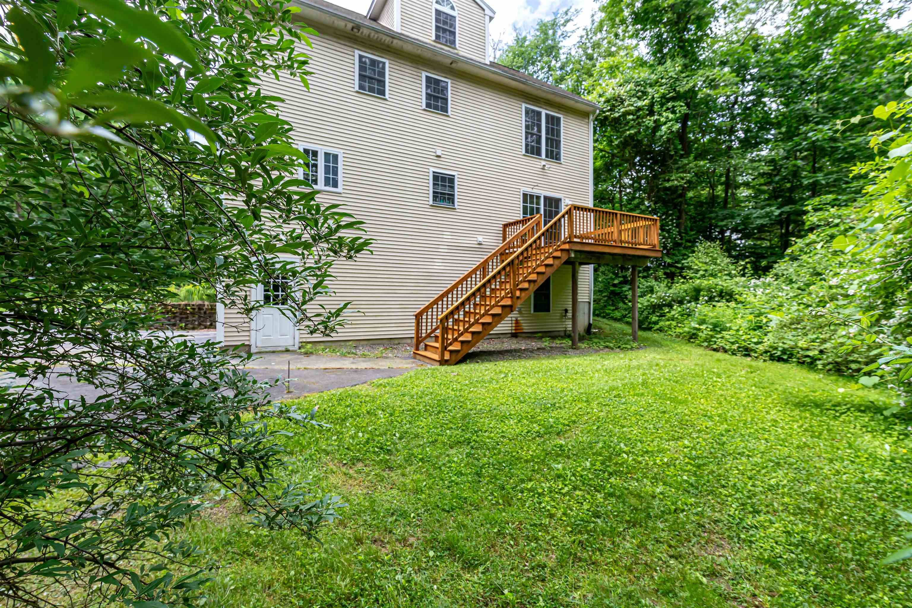 Brentwood, NH 03833,151 South RD