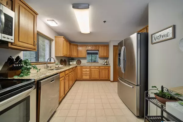 Atkinson, NH 03811,12 Aspen DR #C