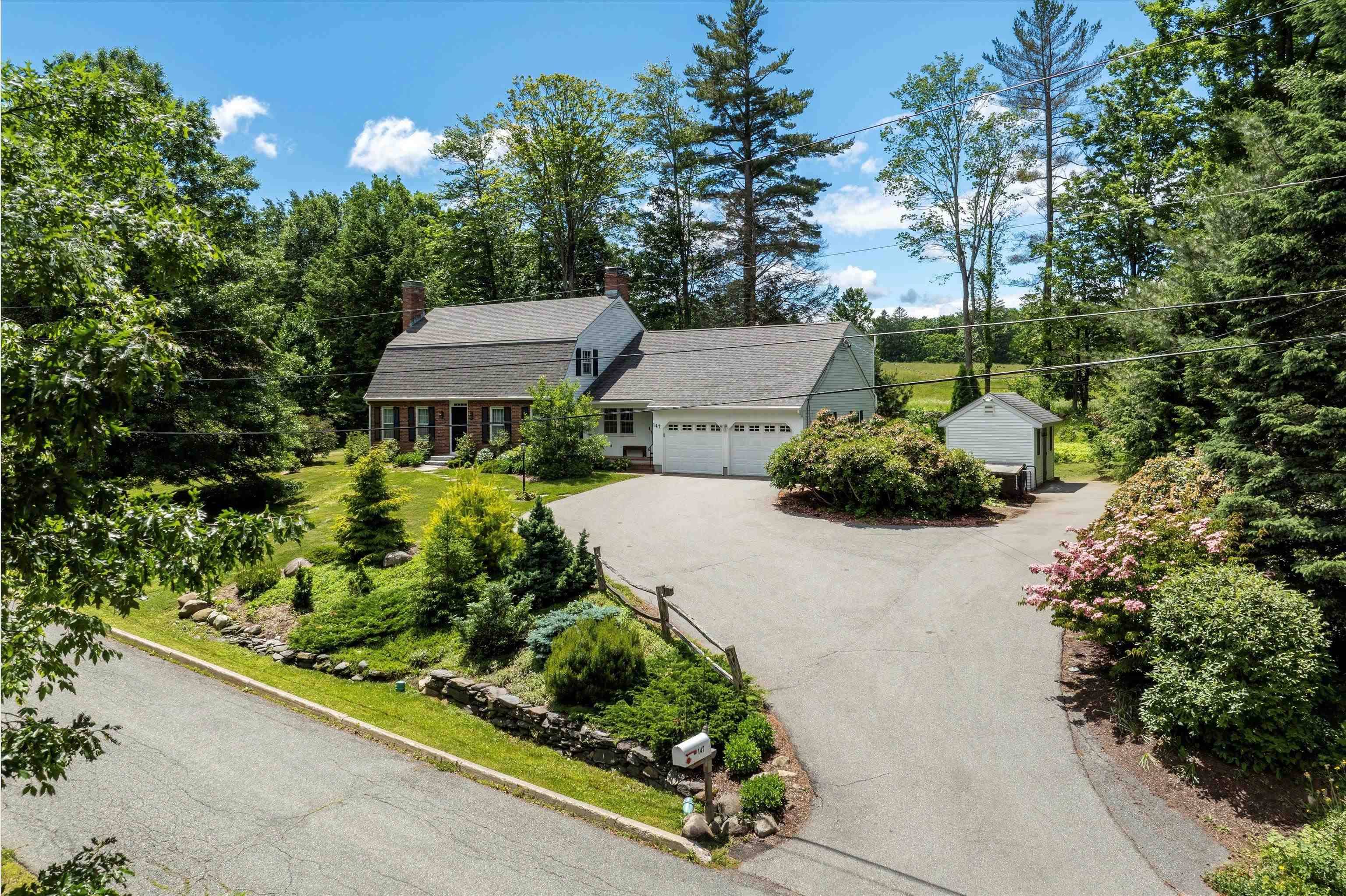 147 Country HL, Brattleboro, VT 05301