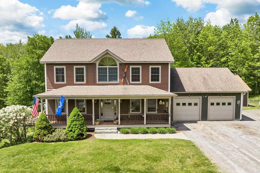 4 Fieldstone DR, Sunapee, NH 03782