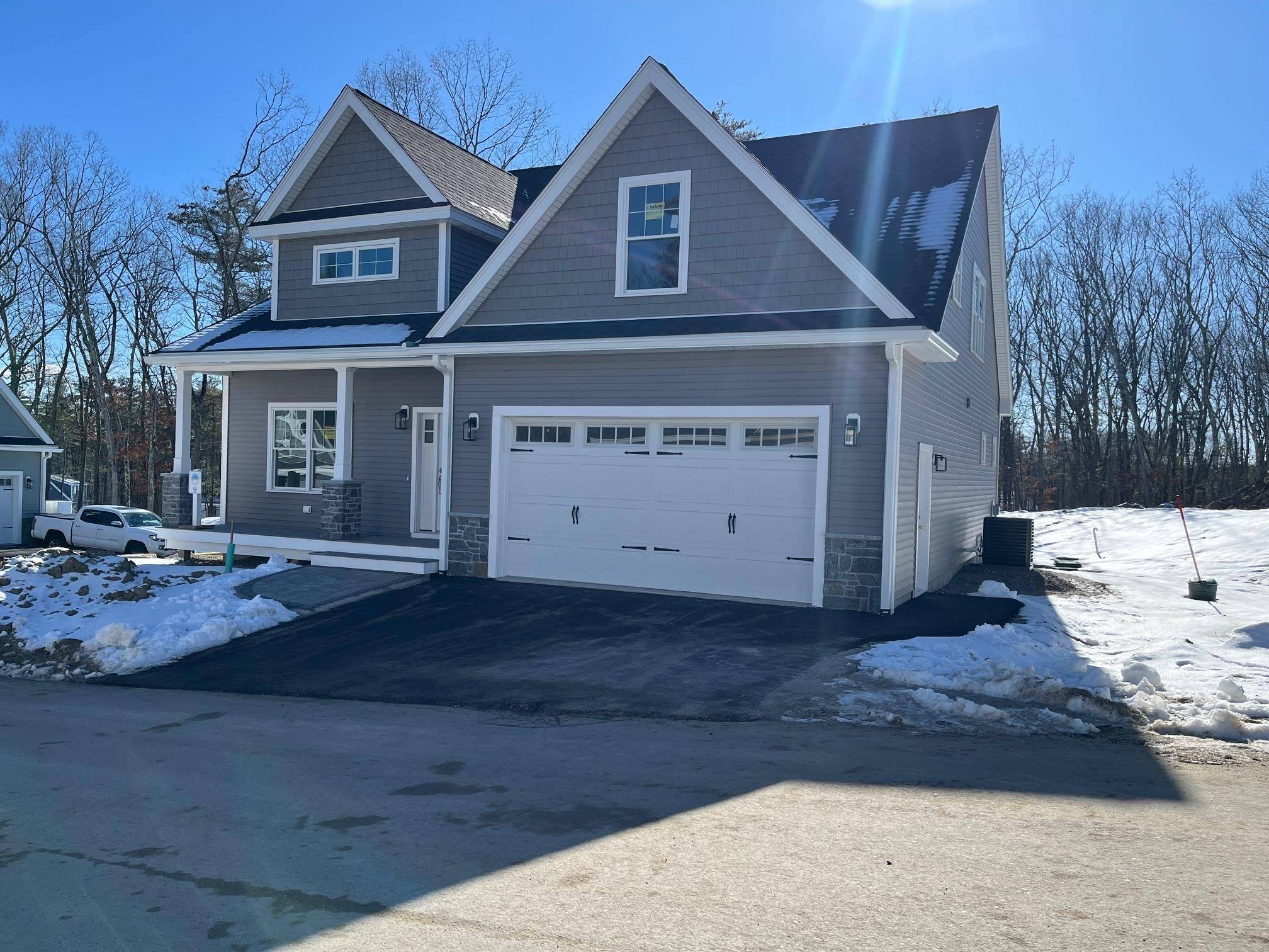 7 Madison LN, Windham, NH 03087