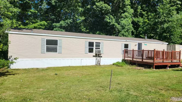 5 Reagan CIR, Allenstown, NH 03275