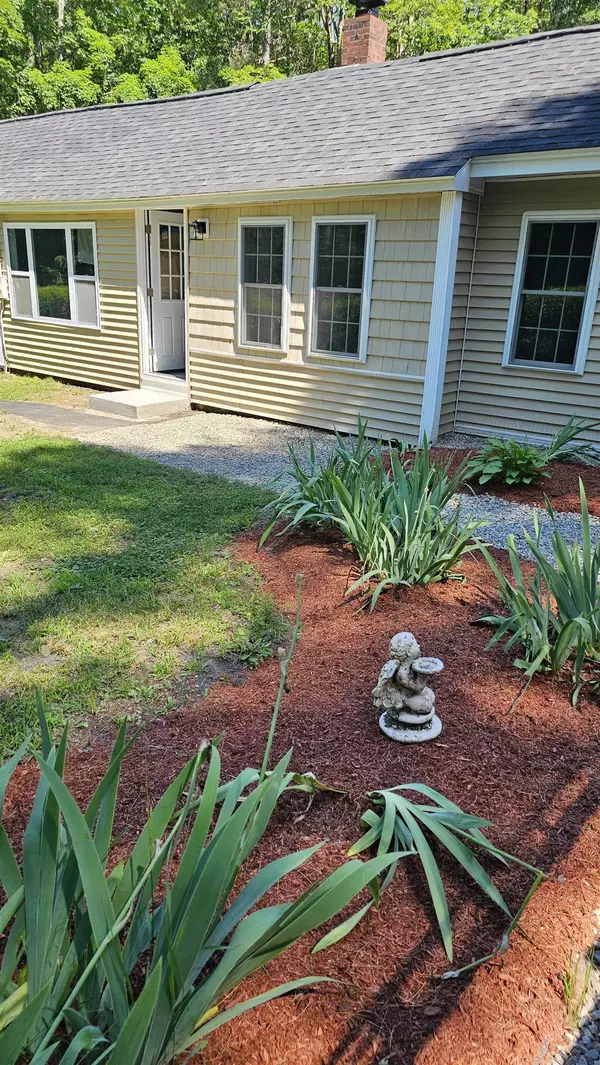 Acton, ME 04001,8 Loop RD