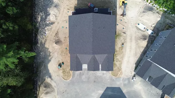 Windham, NH 03087,2 Cypress LN