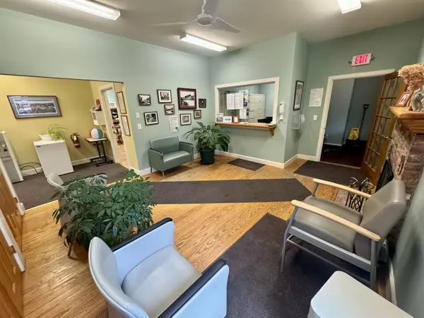 Waitsfield, VT 05673,4740 Main ST