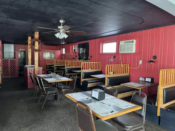 Colebrook, NH 03576,138 Main ST