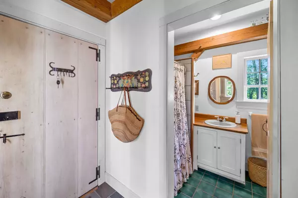 Brookfield, VT 05036,115 Eagle Peak RD