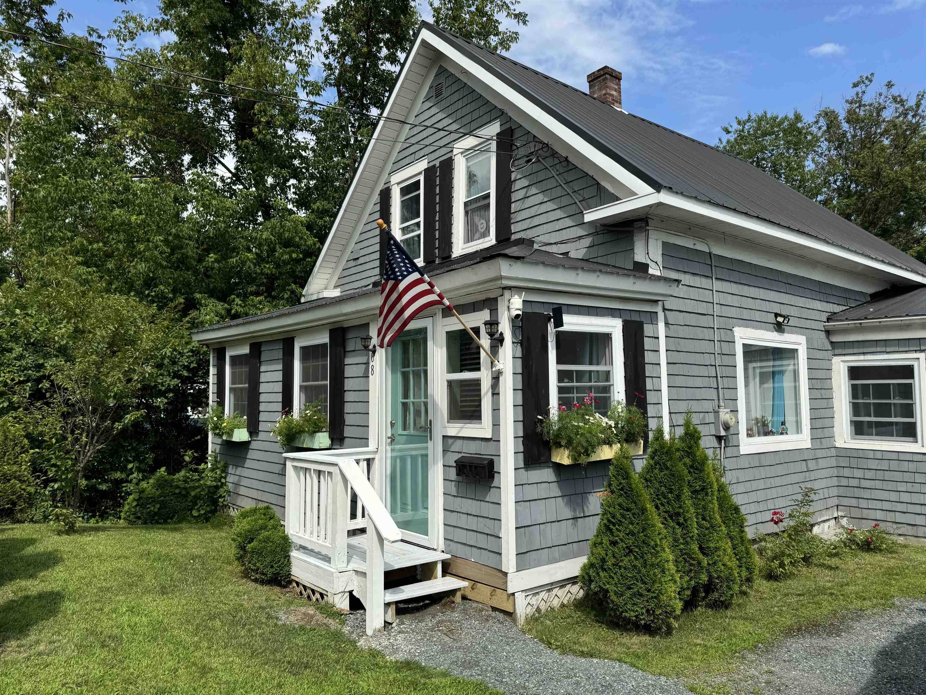 68 Prospect ST, Lancaster, NH 03584
