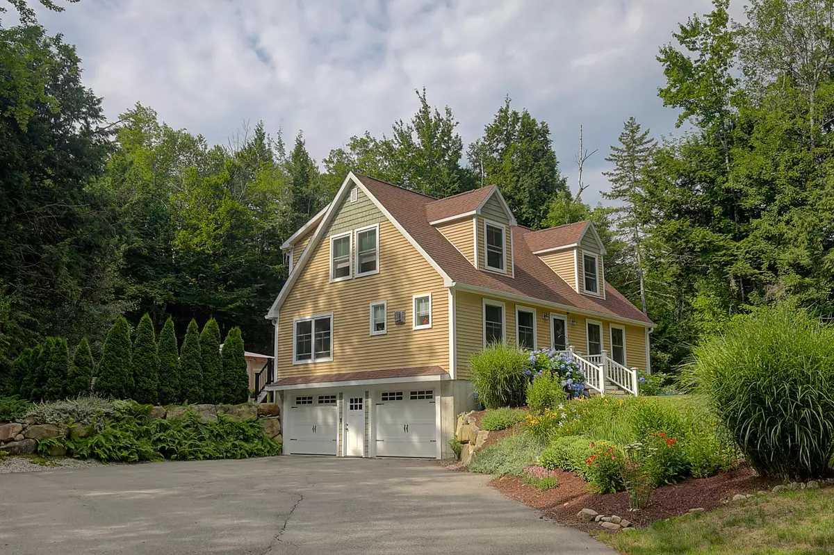 Albany, NH 03818,5 Swift River CIR